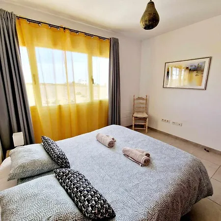 Casa Tabaiba Con Jardin Y Barbacoa 度假居 *