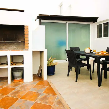 Casa Tabaiba Con Jardin Y Barbacoa * Tias