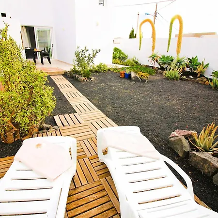 Casa Tabaiba Con Jardin Y Barbacoa بيت للعطل *